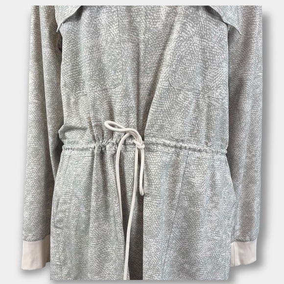 NEW Lululemon Athleta Zuma Tee Shirt Dress Snake Skin Size Medium - Picture 6 of 12